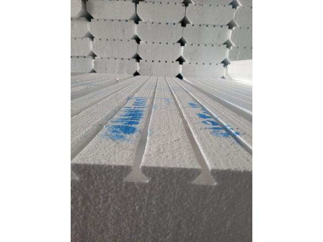 بامدادفوم، تولیدکننده ی فوم های سقفی و دیواری،ورق پلاستوفوم و کندسوز